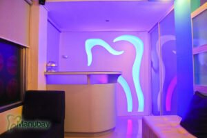 Manubay Dental Front Desk